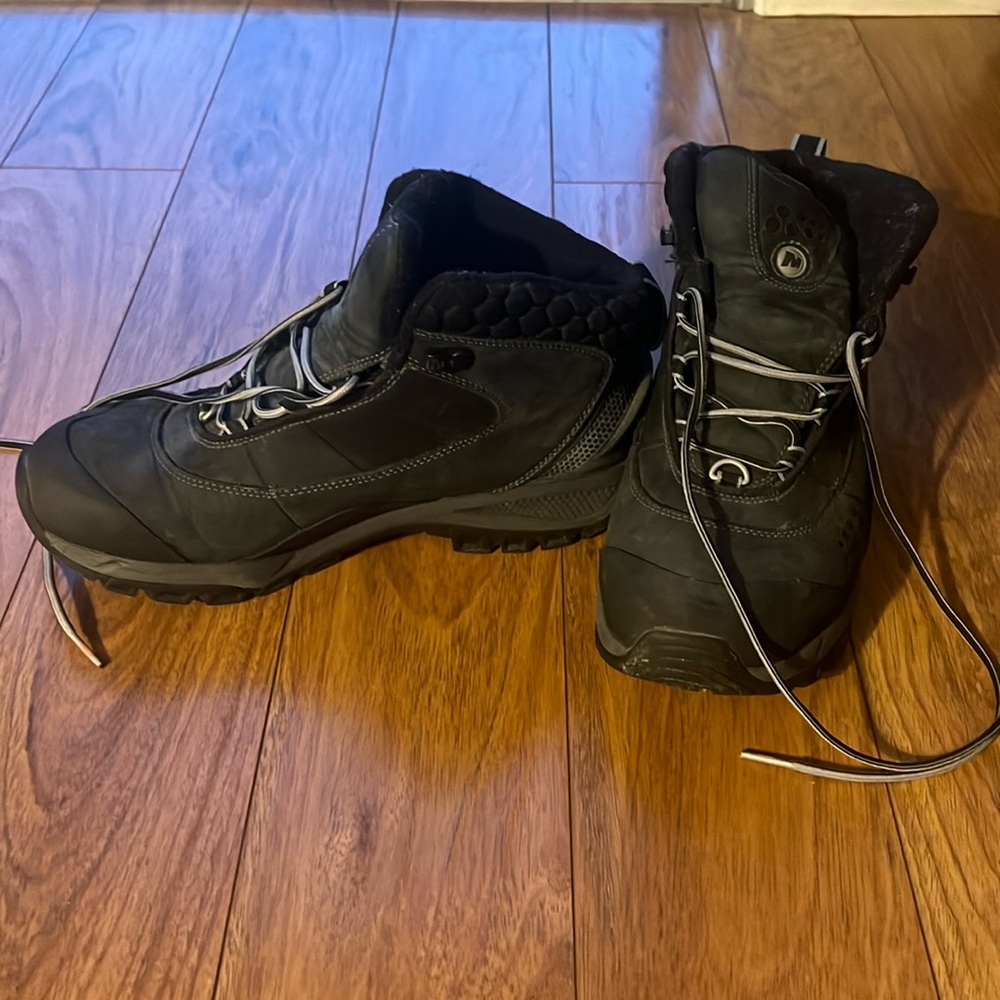Merrill hiking boots 10 size